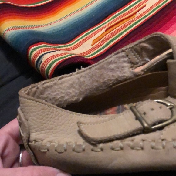 Boho Vintage moccasins hand stitched - Picture 9 of 9